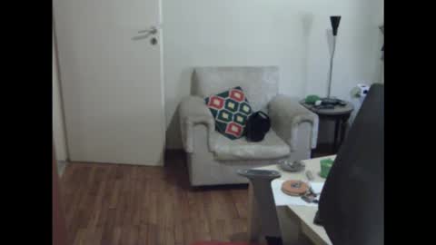 Snapshot of dickus_biggus chatting on 11.16.25 dickus_biggus online show from 11.16.25