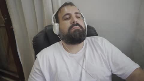 Snapshot of dicristalino chatting on 12.01.25 Cristian Dipolino online show from 12.01.25