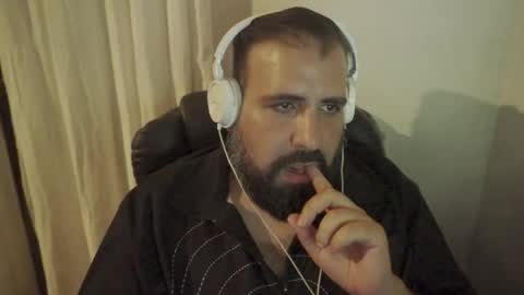 Snapshot of dicristalino chatting on 12.14.25 Cristian Dipolino online show from 12.14.25