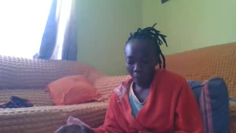 Snapshot of dididash chatting on 02.14.25 dididash online show from 02.14.25