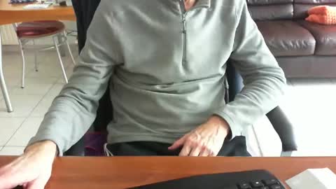 didonc from france..... online show from 02.16.26