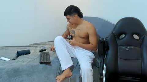 DIEGO CAZAS online show from 12.07.24