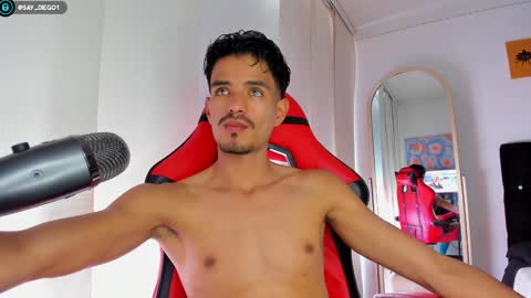 Snapshot of diego_latino chatting on 12.11.24 Diego lat online show from 12.11.24