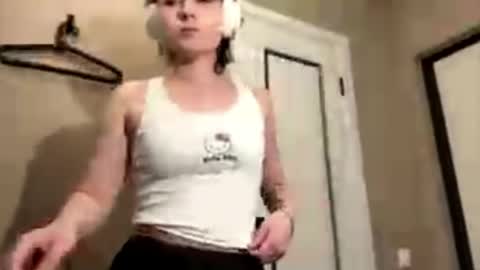 Snapshot of diegomiley chatting on 05.25.26 Lilit online show from 05.25.26