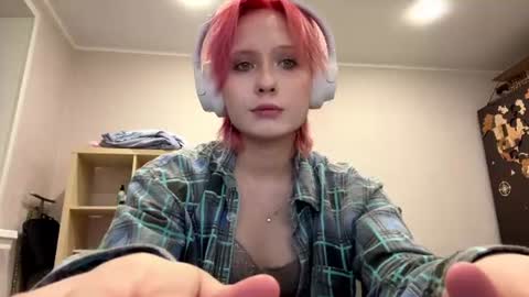 Snapshot of diegomiley chatting on 06.20.26 Lilit online show from 06.20.26