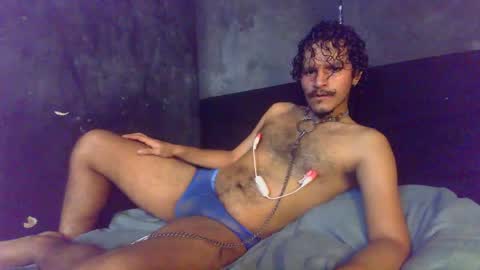Snapshot of diemond_latinx98 chatting on 05.31.26 diemond_latinx98 online show from 05.31.26