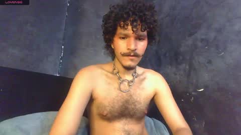 Snapshot of diemond_latinx98 chatting on 06.01.26 diemond_latinx98 online show from 06.01.26