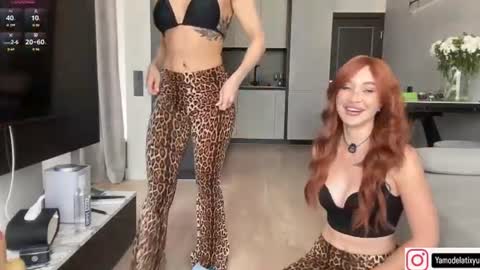 Snapshot of diffgirls chatting on 07.17.26 Tanya online show from 07.17.26