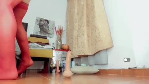 Snapshot of difiortiffany chatting on 10.23.25 difiortiffany online show from 10.23.25