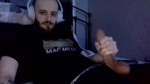 Snapshot of digbicknik chatting on 02.06.25 digbicknik online show from 02.06.25