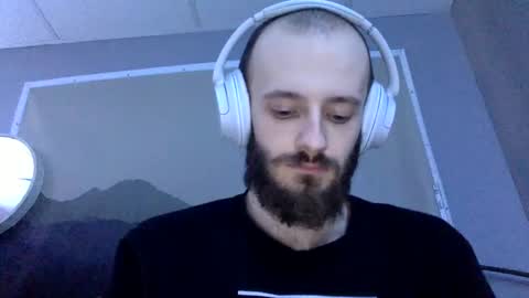 Snapshot of digbicknik chatting on 02.22.25 digbicknik online show from 02.22.25