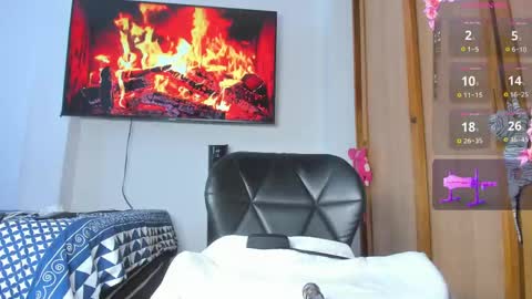 Snapshot of diiana_evil chatting on 04.28.26 diiana_evil online show from 04.28.26