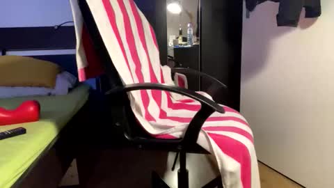 Snapshot of diickfire_4 chatting on 10.15.25 Andrew online show from 10.15.25