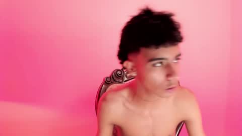 dikey_18 online show from 02.08.25