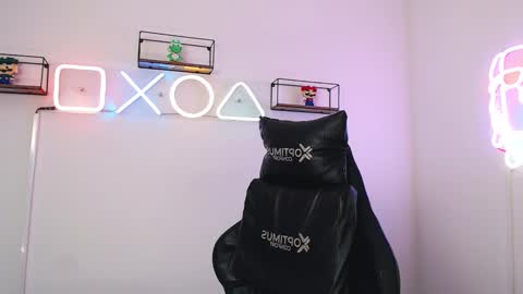 dikey_18 online show from 02.24.25