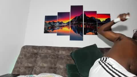 Snapshot of dilaan_carter chatting on 11.18.25 joshua online show from 11.18.25