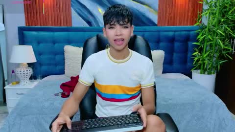 Snapshot of dilan_911 chatting on 05.31.26 DILAN online show from 05.31.26