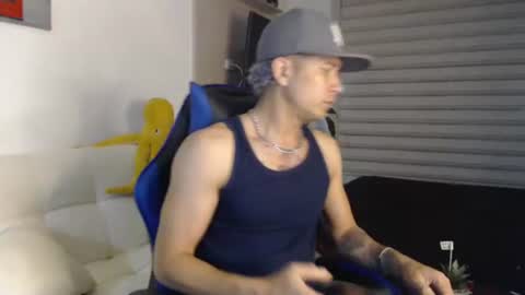 Snapshot of dilanxxx8888 chatting on 02.12.26 dilanxxx8888 online show from 02.12.26