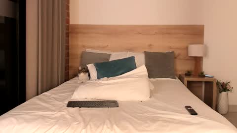 Dilarahkesh  online show from 01.27.25