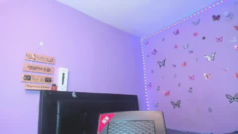 Snapshot of dilay__x chatting on 04.01.26 dilay__x online show from 04.01.26