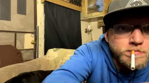 Snapshot of dilf_96 chatting on 05.29.26 Daddy online show from 05.29.26