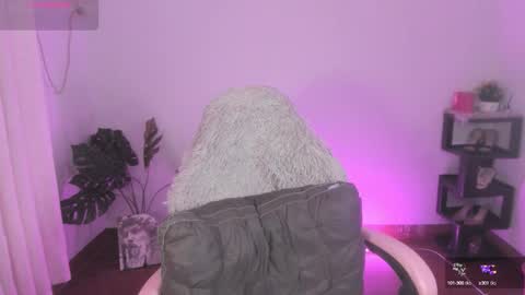 Snapshot of dillariahook chatting on 09.18.25 LEXI X BARBIE online show from 09.18.25