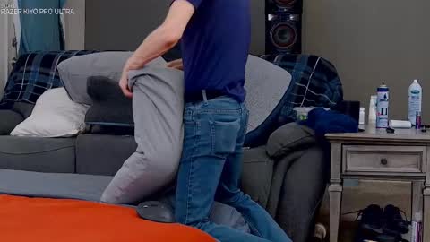 Dilldough405 online show from 10.23.25