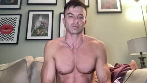 Snapshot of dillonwilde chatting on 03.02.25 Dillon online show from 03.02.25