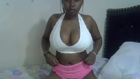 Snapshot of dime010 chatting on 01.24.25 dime online show from 01.24.25