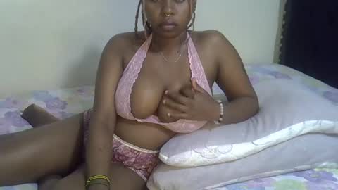 Snapshot of dime010 chatting on 02.20.25 dime online show from 02.20.25