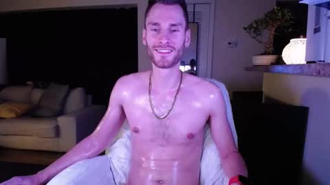 Snapshot of dimitri_4793 chatting on 02.10.25 Meechii online show from 02.10.25