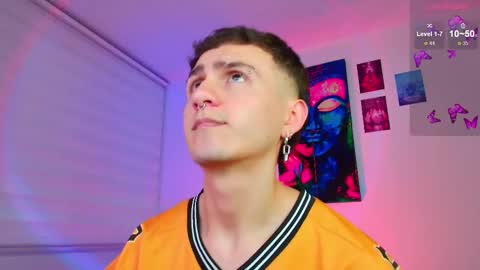 Julian Independent Model online show from 01.12.26