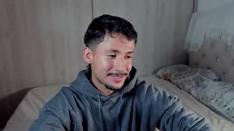 Snapshot of dimitri_targaryen chatting on 02.17.26 Fabian online show from 02.17.26