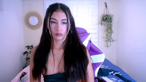 Snapshot of dina_mcry chatting on 05.14.26 DINA online show from 05.14.26