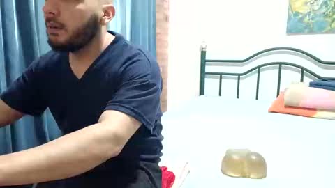 Snapshot of dinchtcams chatting on 05.19.26 Dincht online show from 05.19.26
