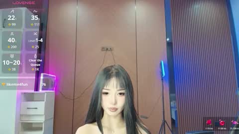 Reina online show from 03.10.26