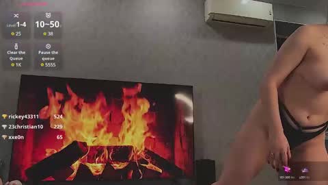 Diora  Sam  online show from 03.06.25