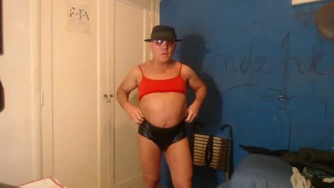 Snapshot of director518538 chatting on 07.07.26 Fabi-cross online show from 07.07.26