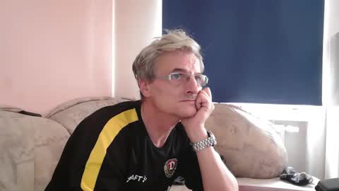 Snapshot of dirk6873 chatting on 04.01.26 Adam Carla online show from 04.01.26