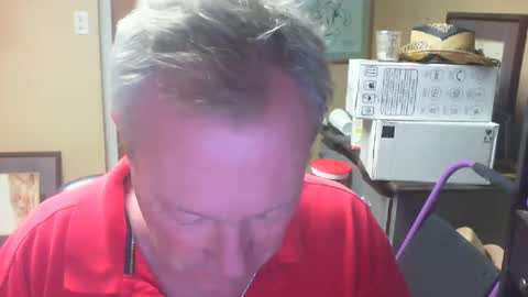 Snapshot of dirkpitt223 chatting on 12.17.24 DirtkPitt Fun guy working online show from 12.17.24