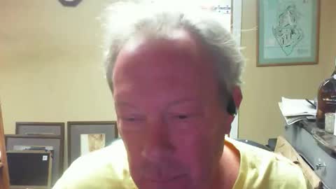 Snapshot of dirkpitt223 chatting on 10.02.25 DirtkPitt Fun guy working online show from 10.02.25