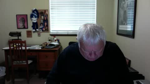 dirtrider195080438 online show from 05.16.26