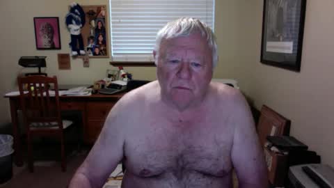 dirtrider195080438 online show from 05.19.26