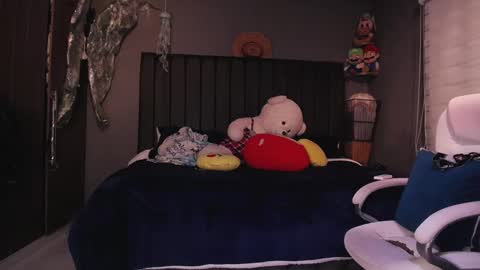 dirty_27cms online show from 02.19.25