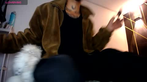 I just want to be happy online show from 12.21.25