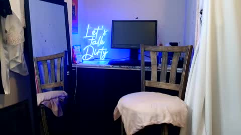 Daisy Wylde online show from 09.24.25