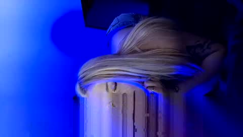 Daisy Wylde online show from 02.22.26