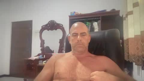 Dirtydanlondon online show from 02.15.25