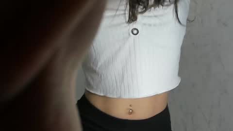 Snapshot of dirtygirls99 chatting on 02.05.25 Gyna Josie online show from 02.05.25