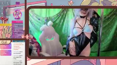 Snapshot of dirtylittleratty chatting on 06.11.26 Dirty Little Ratty online show from 06.11.26